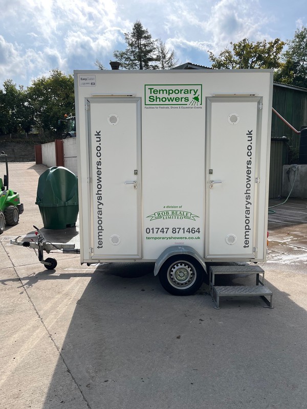 Secondhand Used 2 Bay Trailer Shower