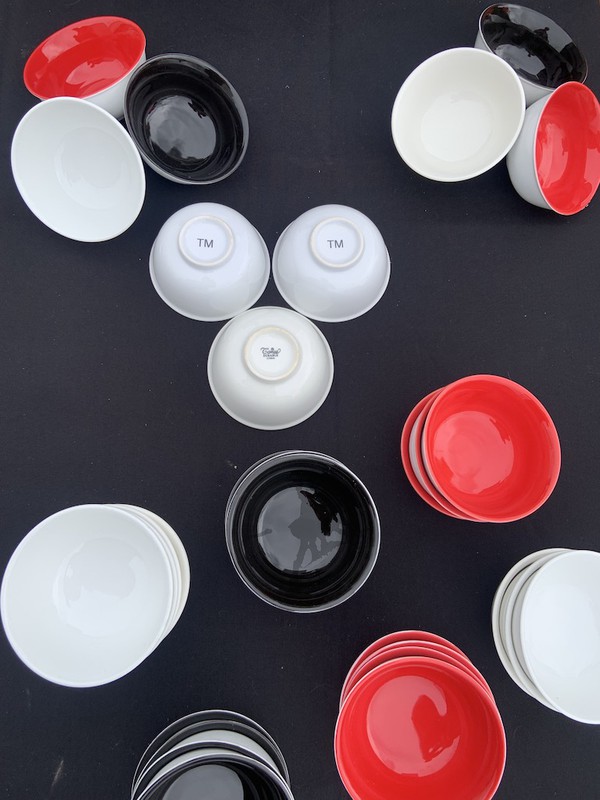 Large Lot of White / Black / Red 11cm Bowls