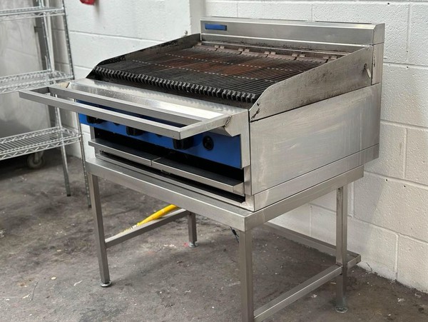 Blue Seal G596 Gas Chargrill With Stand