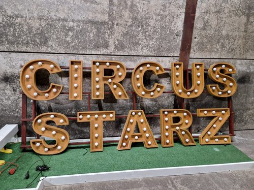 Light Up 'Circus Starz' Sign For Sale Light Up 'Circus Starz' Sign For Sale