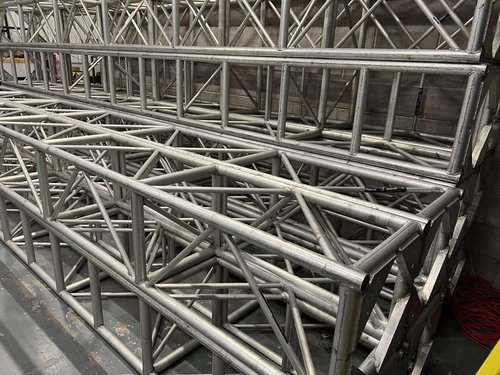 Secondhand Sound and Lighting Equipment | Lighting Truss