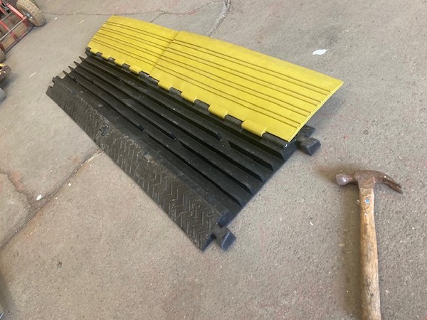 Secondhand Used 5 Channel Cable Ramp For Sale