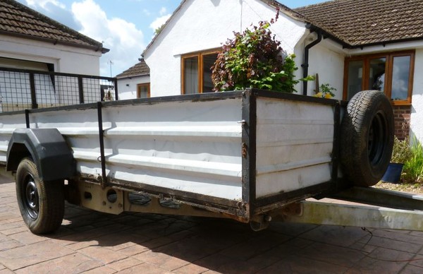 Single Axle Trailer 3.5 x 1.5 For Sale