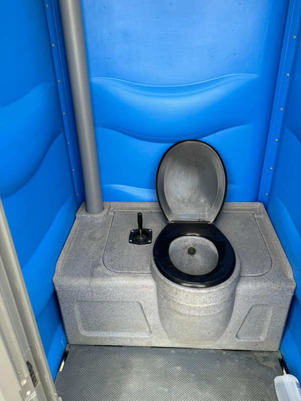 Temp toilets for sale