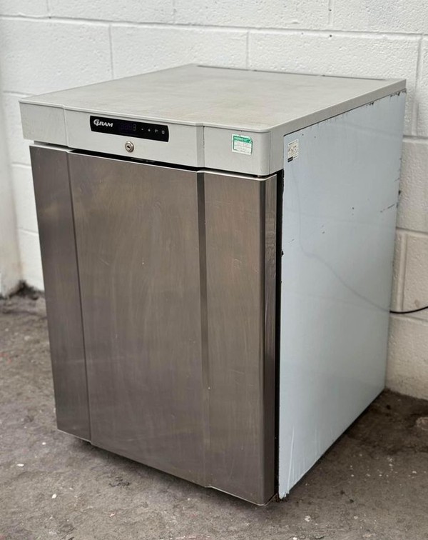 Secondhand Gram 125 Litre Under Counter Fridge