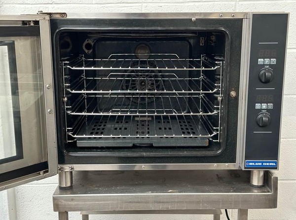 Blue Seal E31D4 Convection Oven