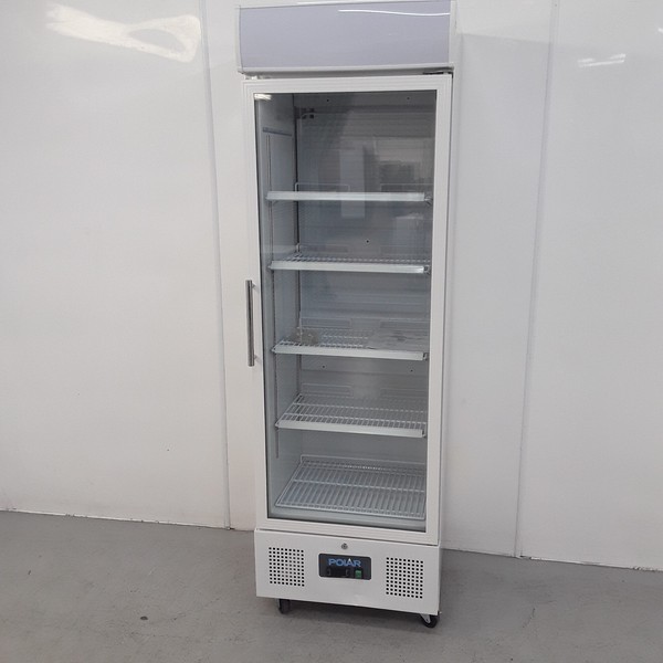 Chilled display fridge