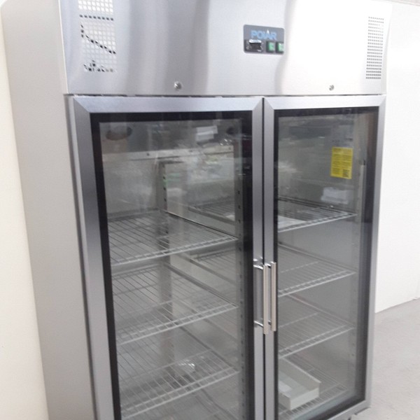 Glass door display fridge