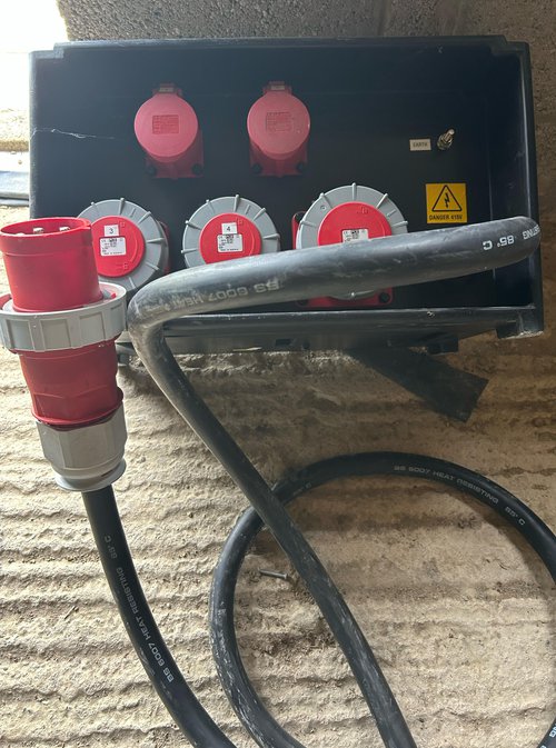 Secondhand 125A 3 Phase Distribution Board For Sale Secondhand 125A 3 Phase Distribution Board For Sale