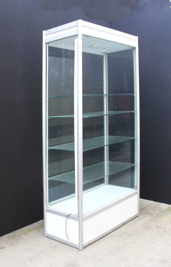 Secondhand display case