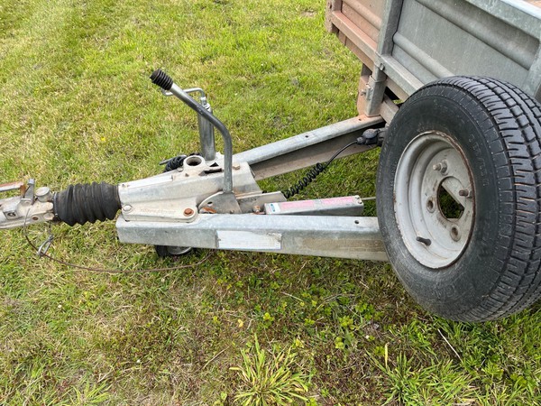 Trailer with spare tyre