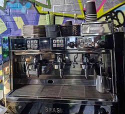 Secondhand Commercial Coffee Machine And Grinder For Sale