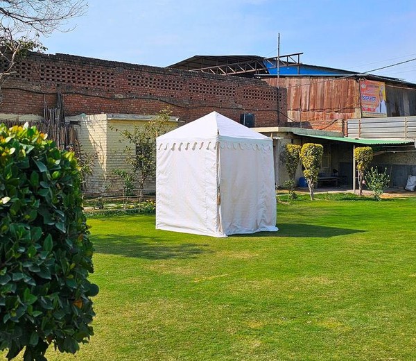 New Unused Victorian Tea, Beach Changing Tents