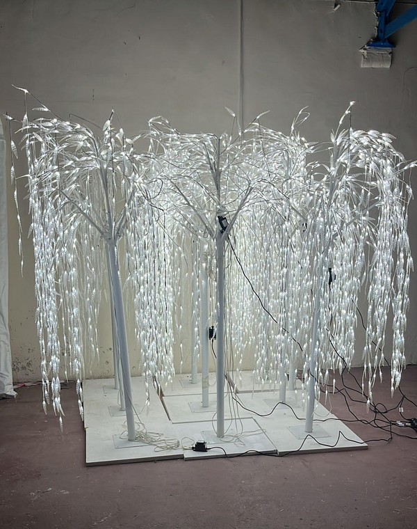 Secondhand 9x 2m Illuminated Willow Trees For Sale