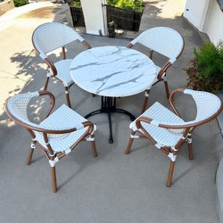 New Unused 4x Corsica Woven Bistro Style Cafe Dining Set For Sale