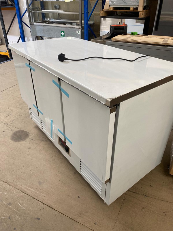 Buy Valera refrigerated 3 door prep counter