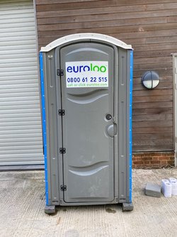 Secondhand Used Standard Portable Toilet For Sale