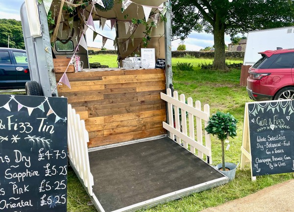 Secondhand Mobile Bar Horsebox For Sale