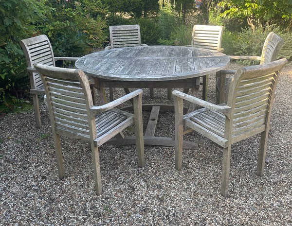 Garden teak chairs and table