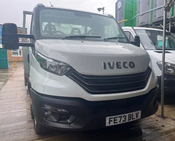 Secondhand Iveco Daily Taillift 3500KG Recovery Chassis Cab For Sale