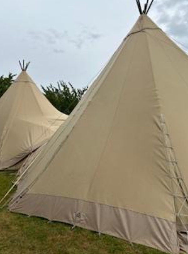 Secondhand 3x Big Hat Tipis For Sale