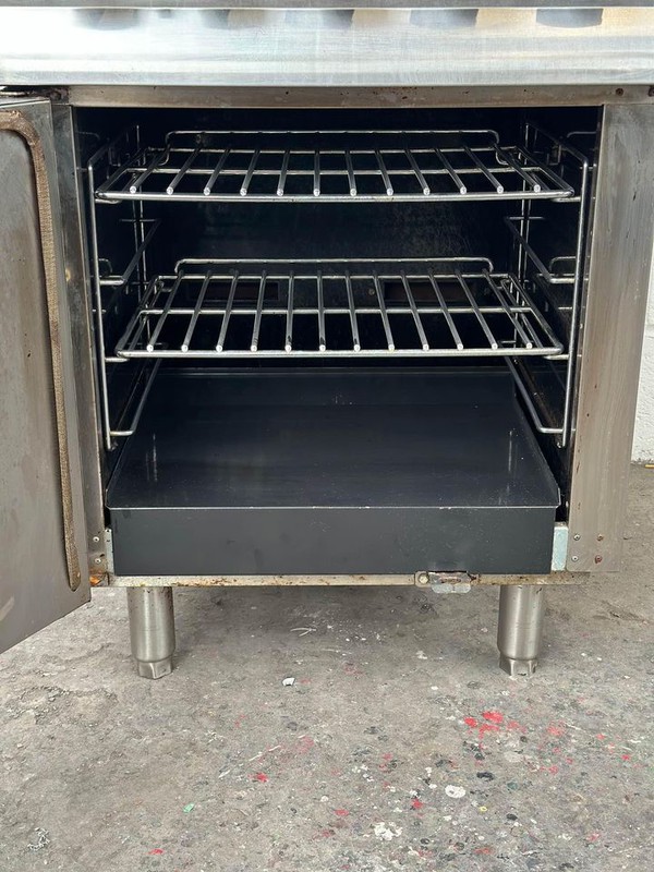 Used Lincat Silverlink 4 Burner Range