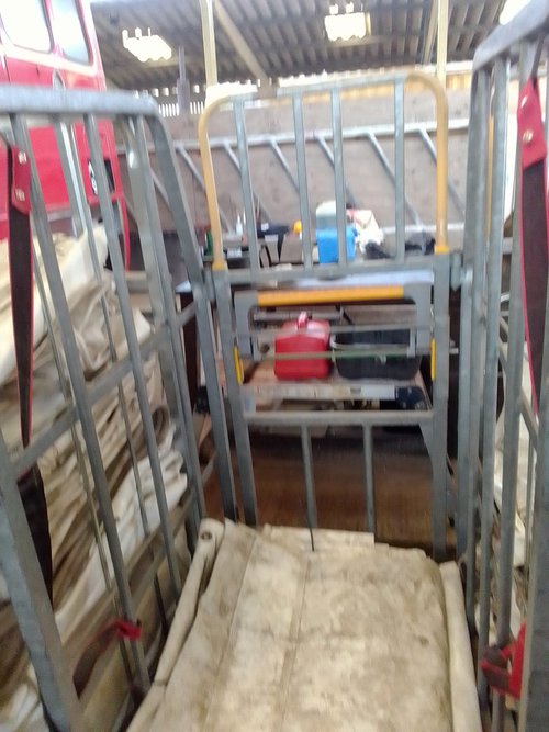 Milk cage / trolly Milk cage / trolly