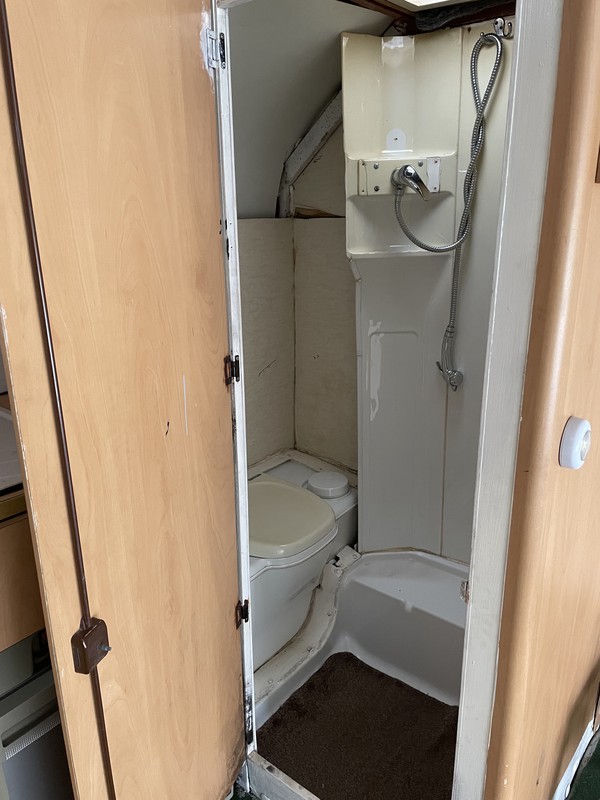 Secondhand Transport Trailer with Kitchen Toilet & Shower Pod For Sale