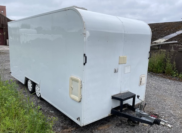 Secondhand Transport Trailer with Kitchen Toilet & Shower Pod For Sale