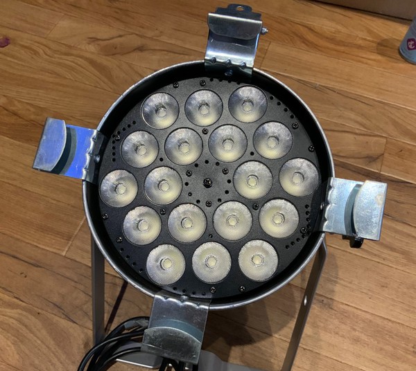 Used 4x Showtec Par 64 Short LED Q4 18 Polished For Sale