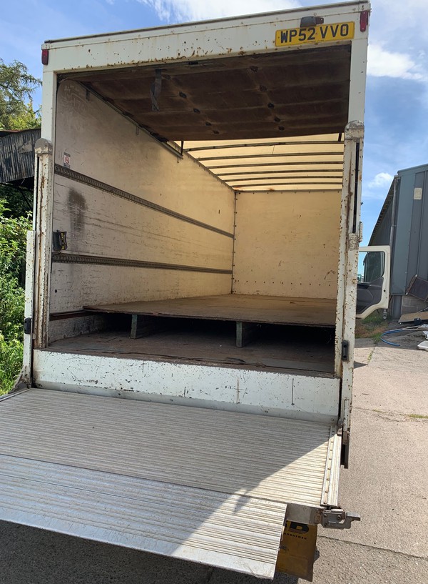 Secondhand DAF 7.5t Box Lorry With Tail Lift For Sale