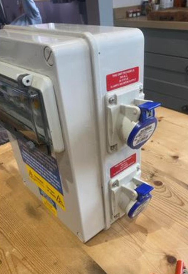 3x 16 Amp Electrical Connection Unit For Sale