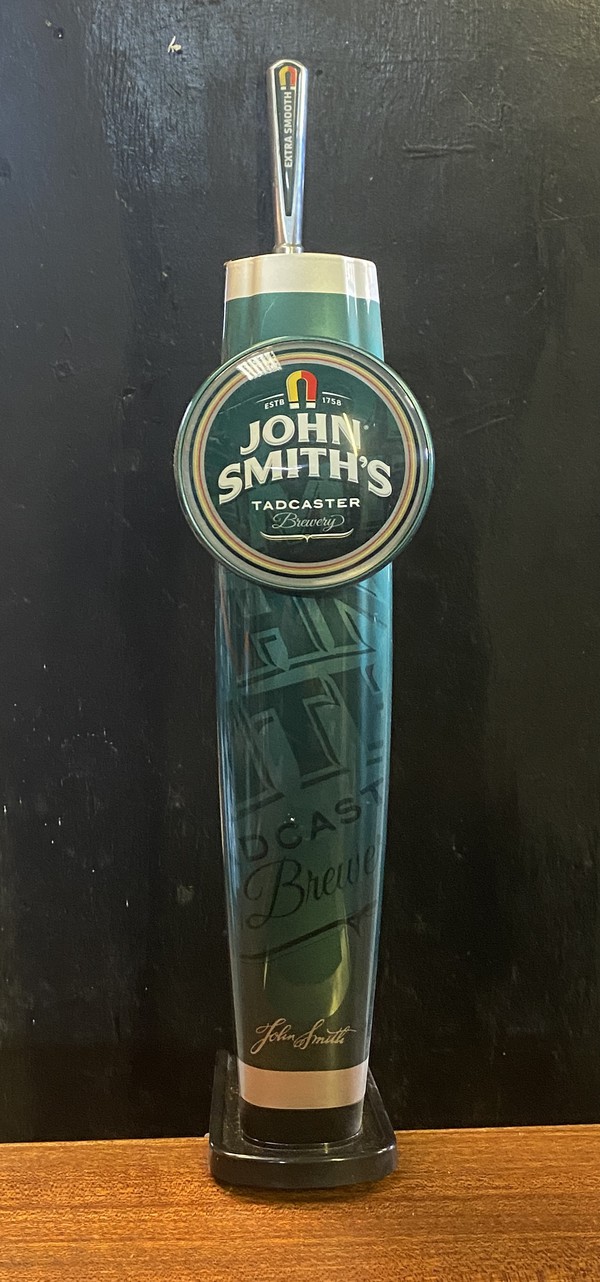 Nearly new John Smiths beer fount