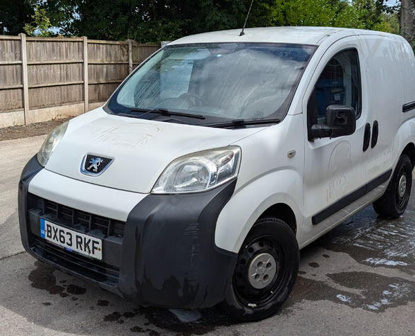 Peugeot Bipper Van White