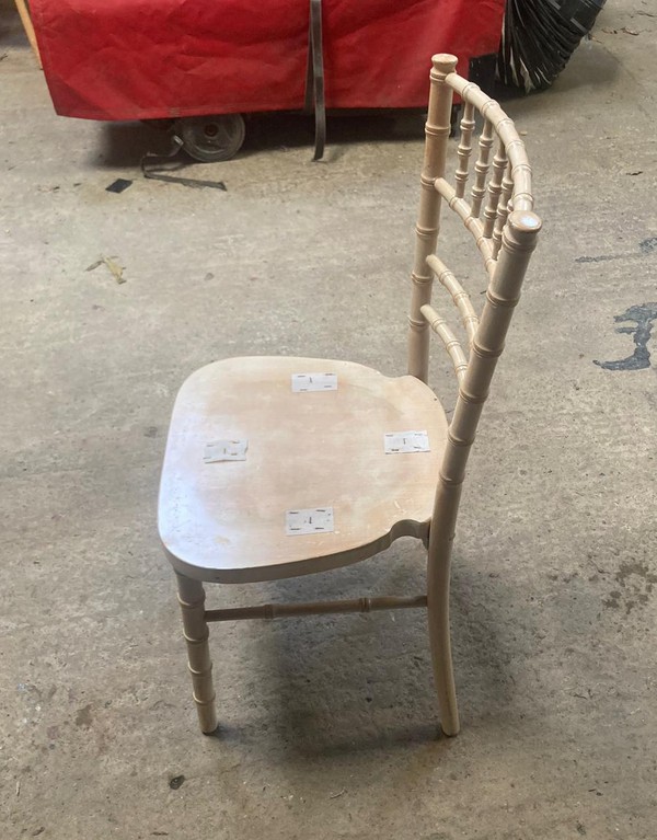 95x Chiavari Limewash Chair For Sale