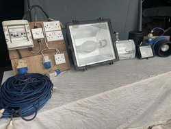 Secondhand Various Sizes of Spotlights For Sale