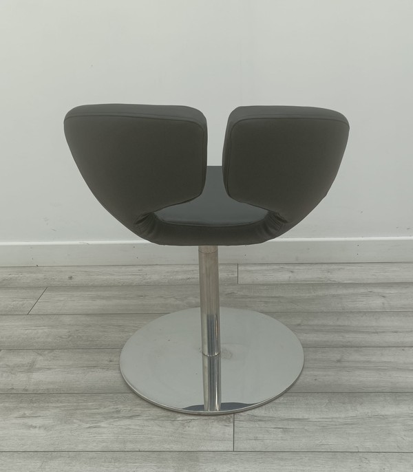 16x Lotus Lounge/Dining Chair