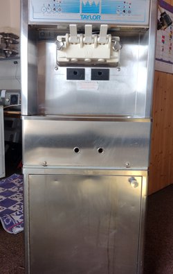 Secondhand Used Taylor 161- 40 Soft Serve Machine For Sale