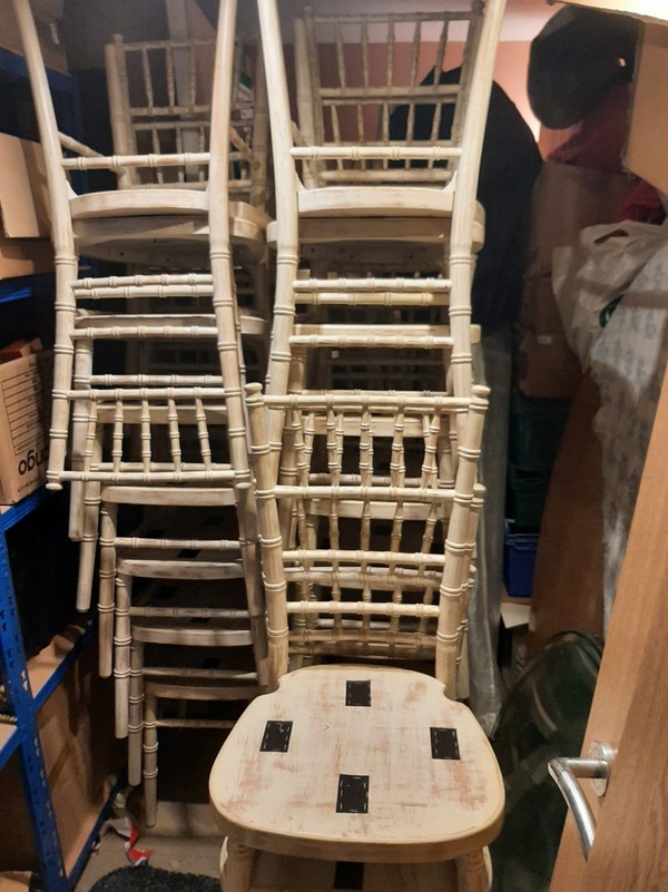 Secondhand 50x Chiavari Lime Wash Chairs