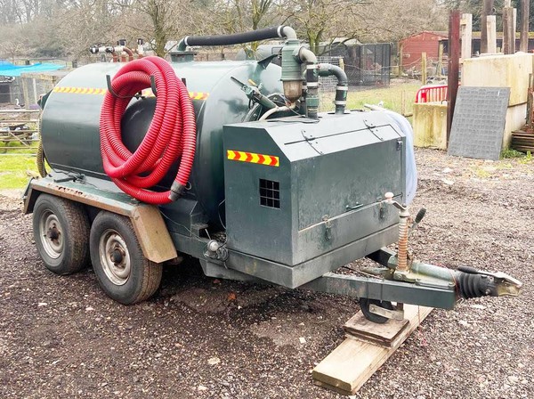 Used Rapide Tanker On 3.5 Tonne Trailer