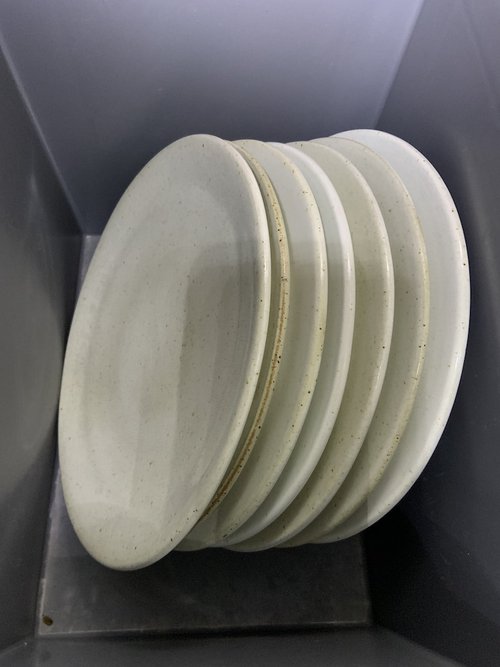 Textured Pottery Plate 28.5cm Textured Pottery Plate 28.5cm