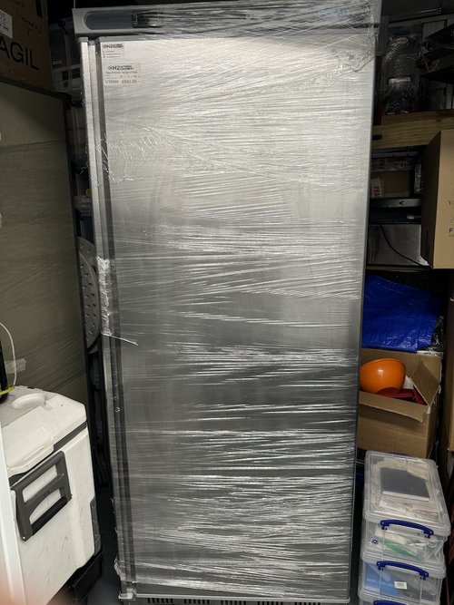 Polar U300660 Upright Single Door Stainless Steel Fridge Polar U300660 Upright Single Door Stainless Steel Fridge