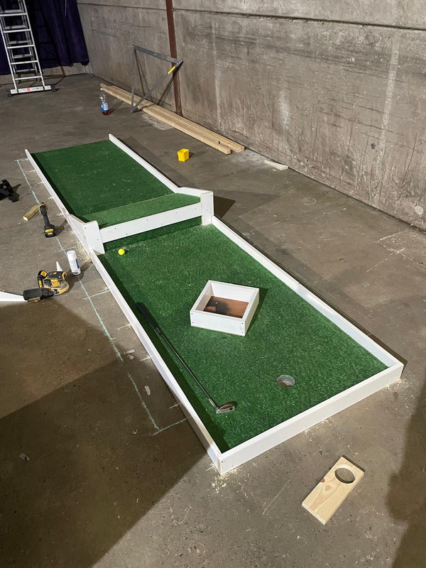 Secondhand 18 Hole Modular Crazy Golf Course For Sale