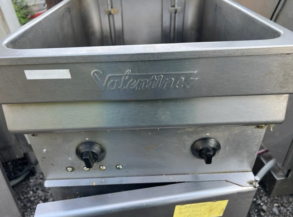 Secondhand Twin Basket 3 Phase Valentine Fryer