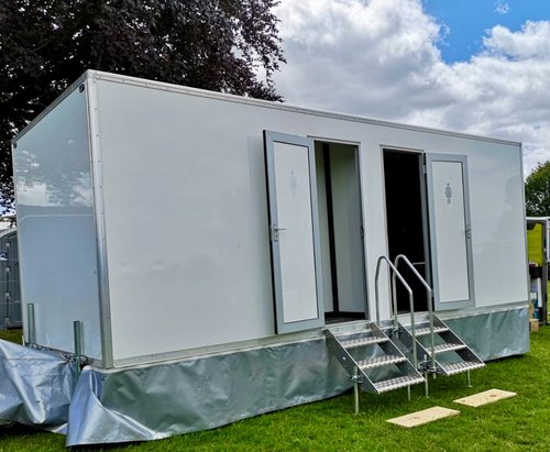 Secondhand 2023 4+2 Luxury Toilet Trailer For Sale Secondhand 2023 4+2 Luxury Toilet Trailer For Sale