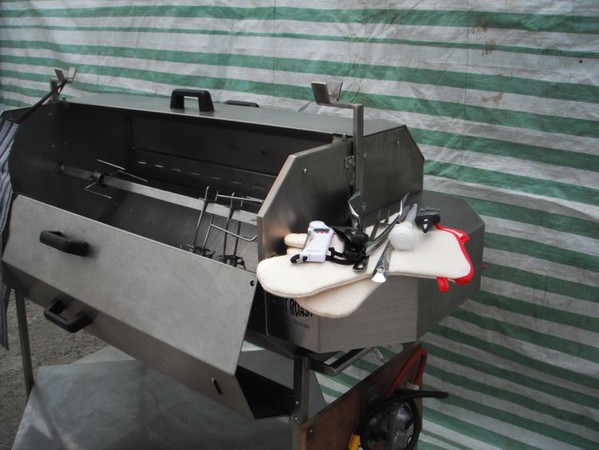 Portable Hog Roasting equipment