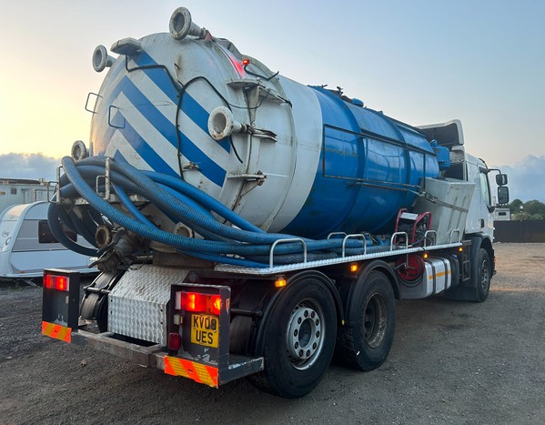 Secondhand 18T 3200 Gallon Vacuum Tanker