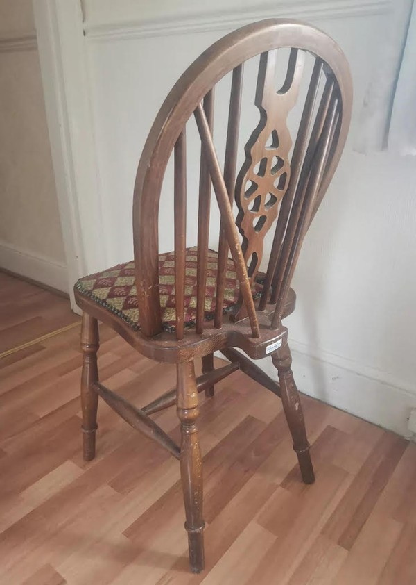 Traditional Upholstered Wooden Pub Chairs