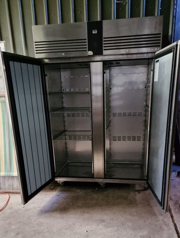 Buy Used Double Door Commercial Fridge / Freezer