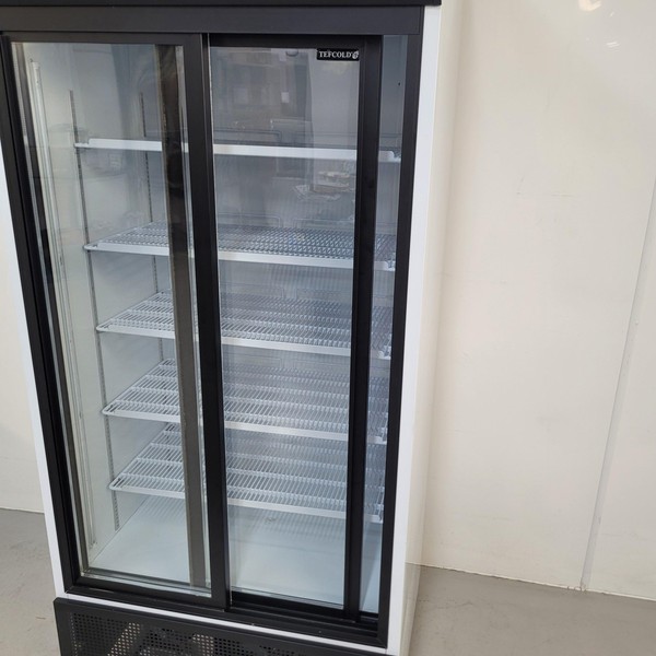 New B Grade Tefcold Double Display Fridge 796L FSC890 For Sale